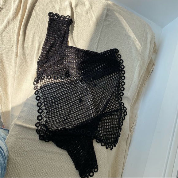 Unique crotchet cover - Picture 7 of 11